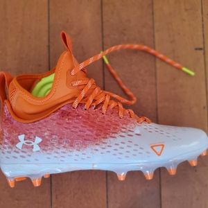 UA Spotlight Lux MC 2.0 Football Cleats
